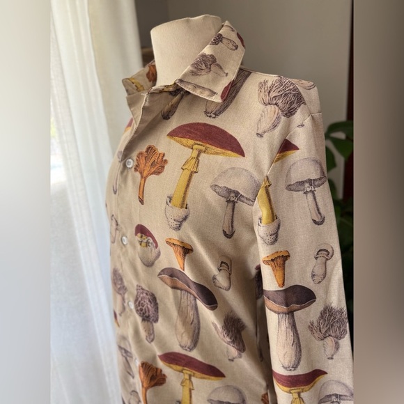 Men’s Mushroom‎ Print Button-Up Shirt - Picture 2 of 4
